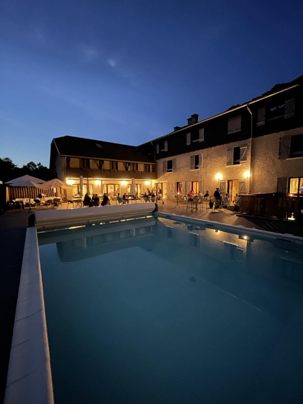 Hôtel extérieur soirée Hôtel extérieur soirée