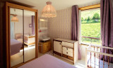 Chambre 2 à l'étage
Lit en 140/190
Lit de Sécurité enfant
Lavabo