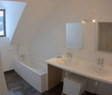 Deuxième étage : salle de bain n°5