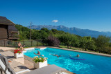 Piscine accessible au locataires