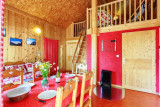 salon gite chalet nid nichoir montagne