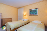 Chambre 4 au 1er : 2 lits jumelable 80x200 ou 160x200