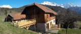 vue maison avec la passerelle