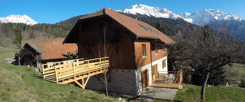 vue maison avec la passerelle