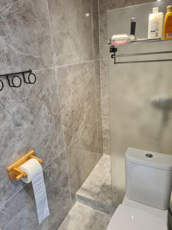 Salle d'eau - Studio dans maison n°2326_Vaulnaveys-le-Haut