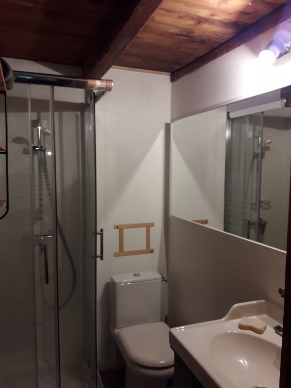 Salle de bain - © De Framon Salle de bain