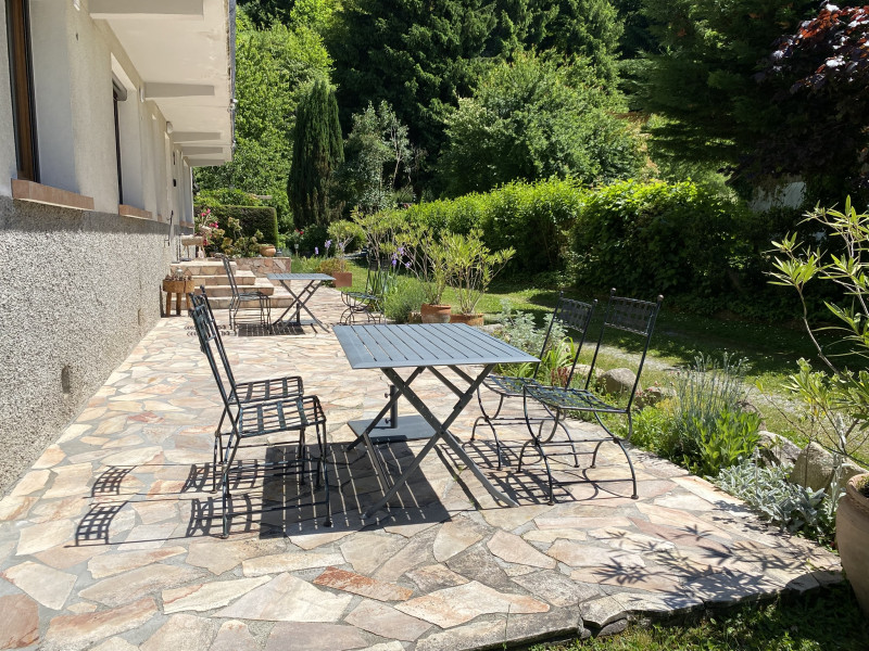 Terrasse devant le studio OLIVIA