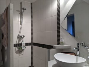 la_salle_deau_du_n3_300x225.jpg - © Le Petit Roc la_salle_deau_du_n3_300x225.jpg