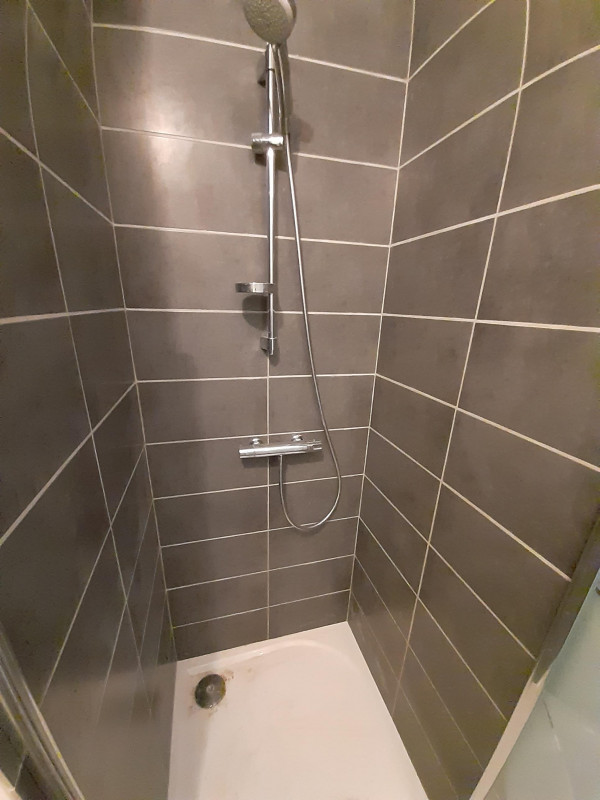 Salle d'eau - Studio 1 le Globe n°3031 - © DR Salle d'eau - Studio 1 le Globe n°3031