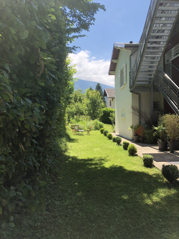 Accès escalier des gîtes - Appartement dans maison n°329 - © ©gtroyes Accès escalier des gîtes - Appartement dans maison n°329