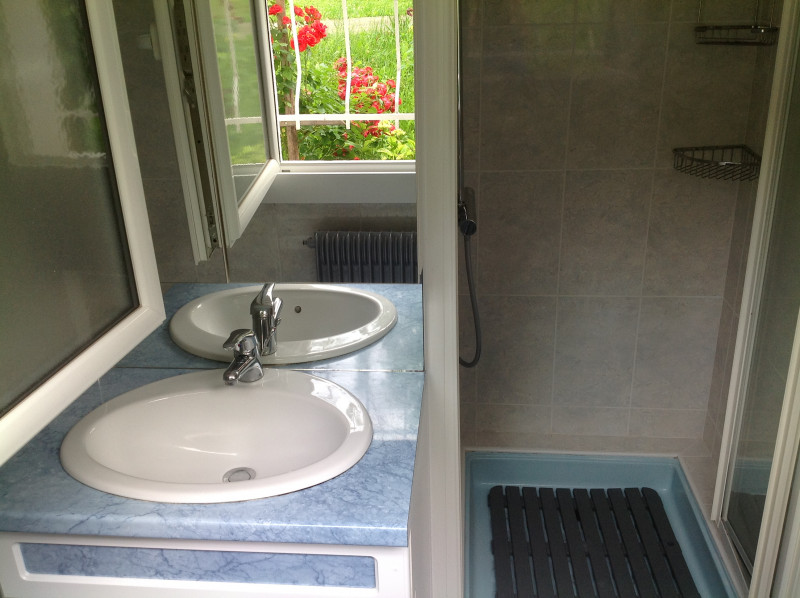 Salle d'eau - Appartement les Perrières Salle d'eau - Appartement les Perrières