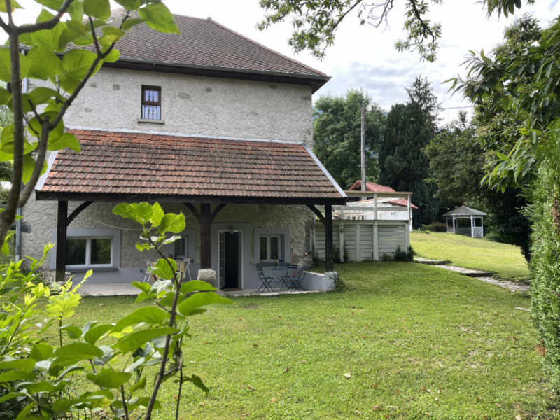 Le Jardin devant le Meublé - © Peter Pops Le Jardin devant le Meublé