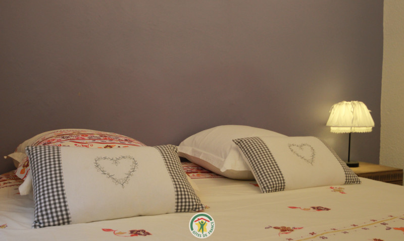 Chambre - Le Rocher n°201 - © Gîtes de France Chambre - Le Rocher n°201