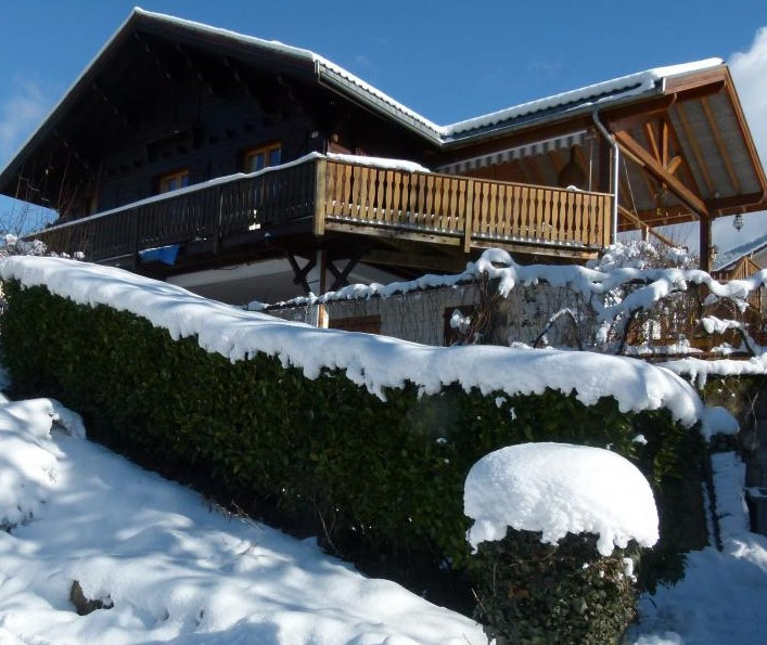 Vu d'ensemble depuis le parking - © Gîtes de France Vu d'ensemble depuis le parking