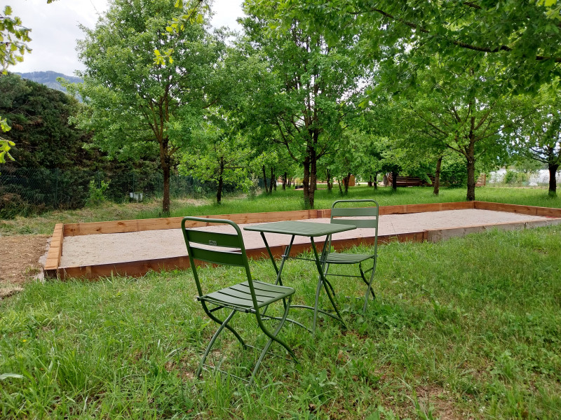 Terrain de pétanque - © Rucat Terrain de pétanque