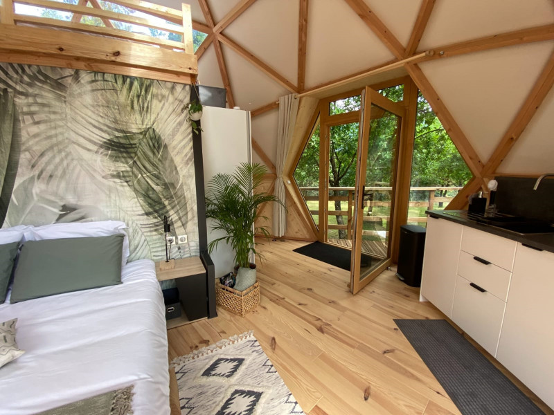 Entrée - © Rucat Entrée