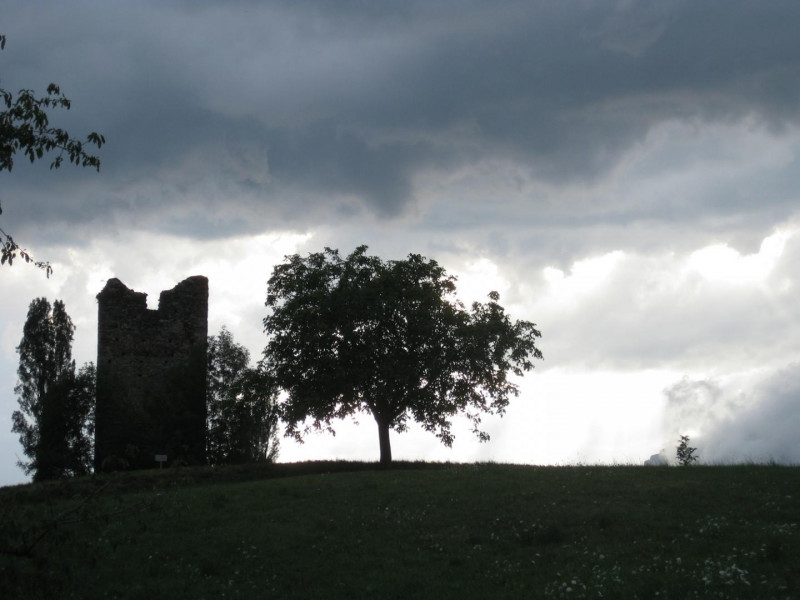 Un peu d'histoire à la Tour de Montfallet (13 éme siècle) - © Gîtes de France Un peu d'histoire à la Tour de Montfallet (13 éme siècle)