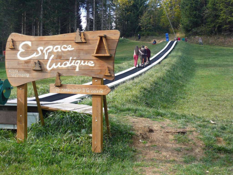 Espace ludique de St Bernard à 10km - © Gîtes de France Espace ludique de St Bernard à 10km