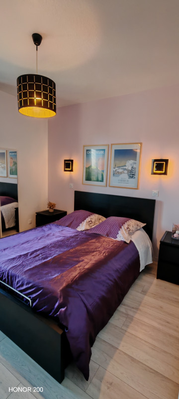 Chambre Chartreuse lit 140 - © Calistane Chambre Chartreuse lit 140