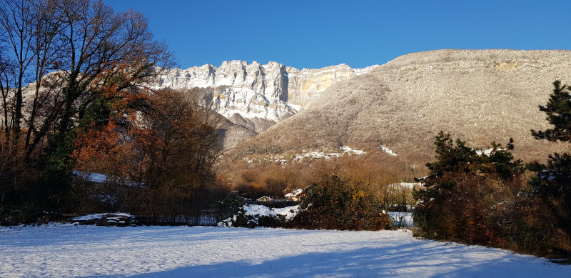 Derrière le gîte - © Calistane Derrière le gîte