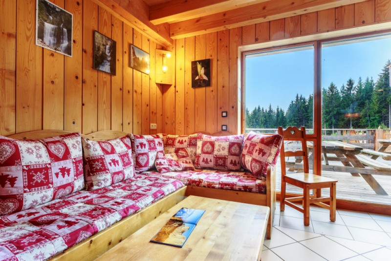 Evasion au Naturel - Balcon de Marcieu - coin salon du gite de groupe -  col de Marcieu en Chartreuse