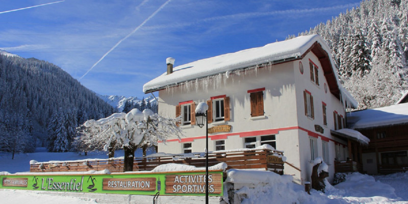 le gîte sous la neige
