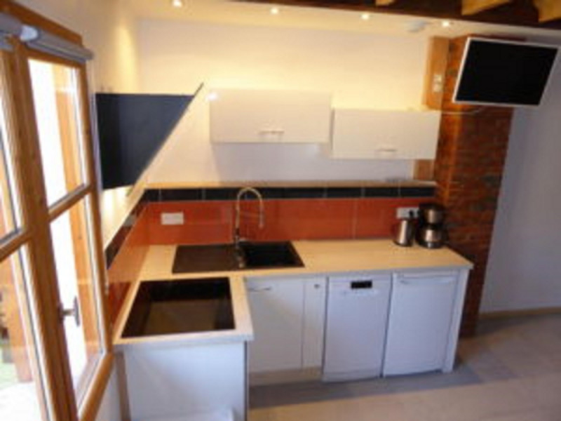 coin cuisine - © gîte sous les Trois Pics coin cuisine