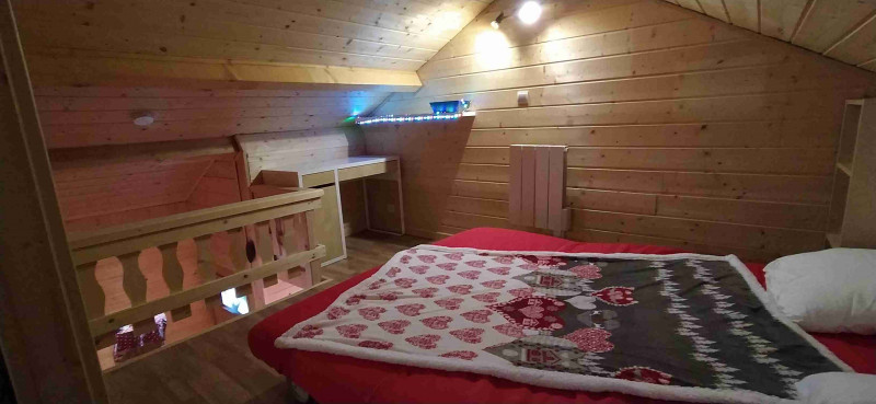 photo_12.jpg photo_12.jpg