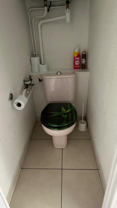 Toillettes séparées   -  Studio Thermotel n°206 - Uriage