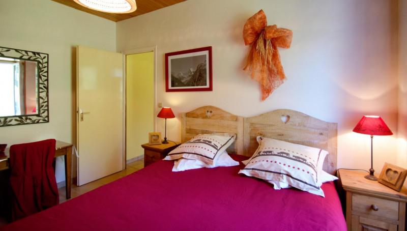 Chambre rez de chaussée,lit en 160/200