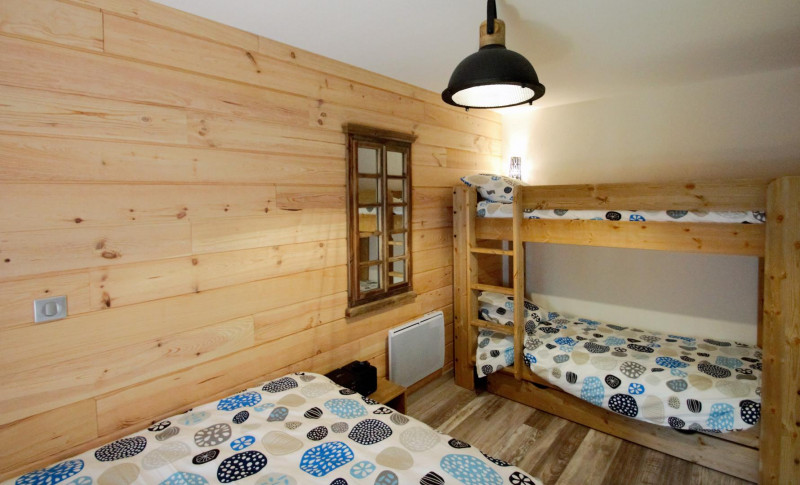 Ch. lit double & 2 lits superposés 1 personne