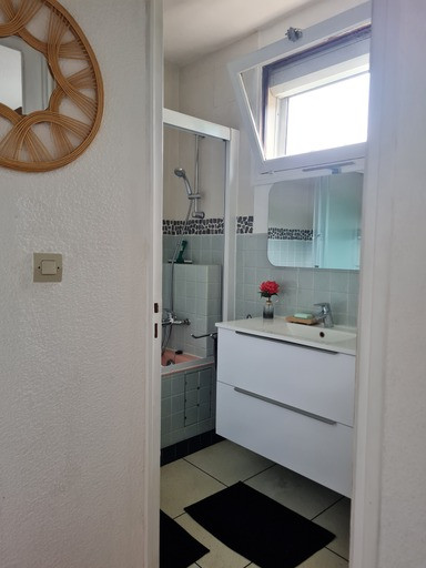 Salle d'eau - La Gleyzinière N°2 - © Oui Salle d'eau - La Gleyzinière N°2