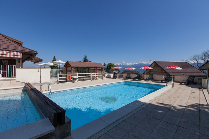 la piscine du domaine