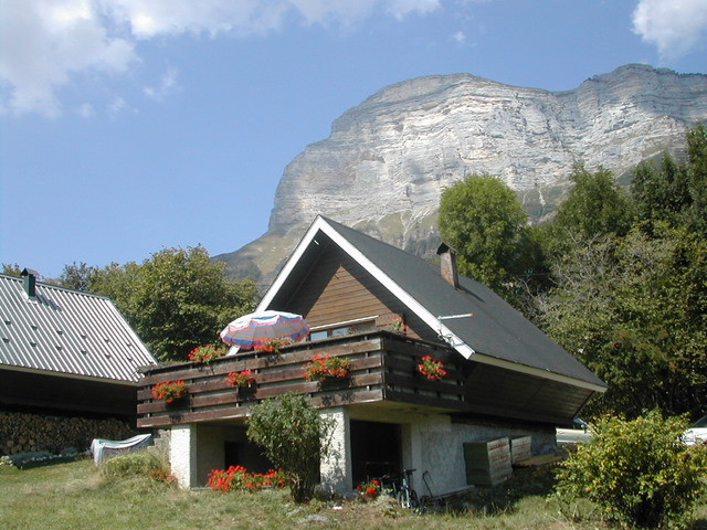 sitrahlo913972_322576_chalet_rhododendron_vue_exterieure.jpg sitrahlo913972_322576_chalet_rhododendron_vue_exterieure.jpg