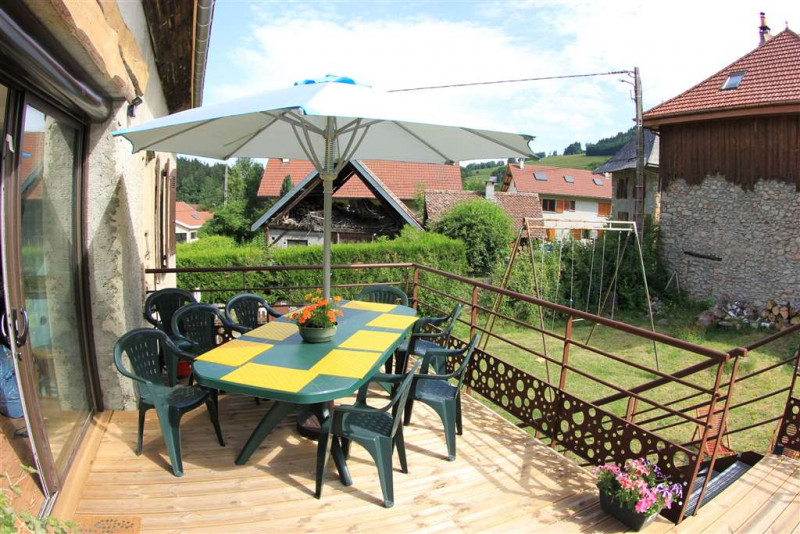 LA TERRASSE - © Henry Meilhac LA TERRASSE