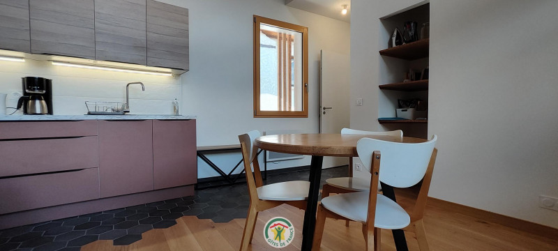 Salon/salle à manger - © Gîtes de France Salon/salle à manger