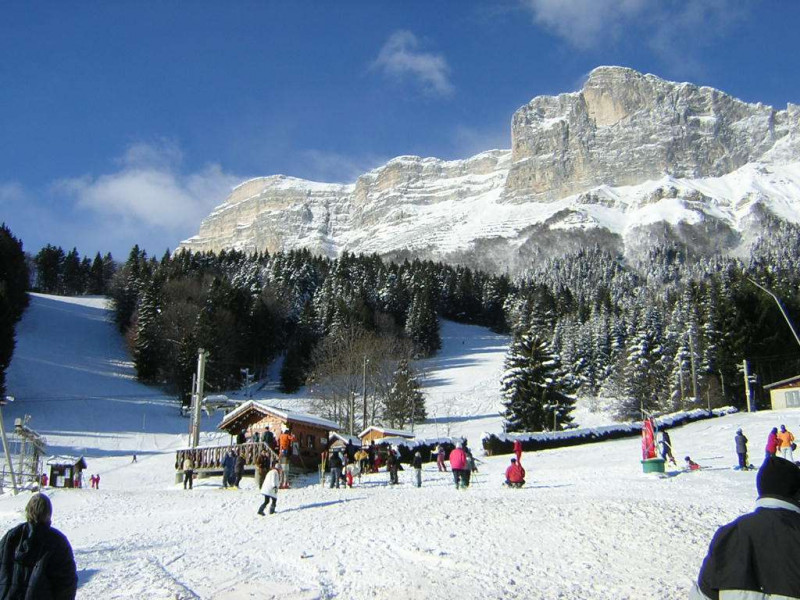 Station familiale St Hilaire du Touvetà 1km du chalet - © Gîtes de France Station familiale St Hilaire du Touvetà 1km du chalet