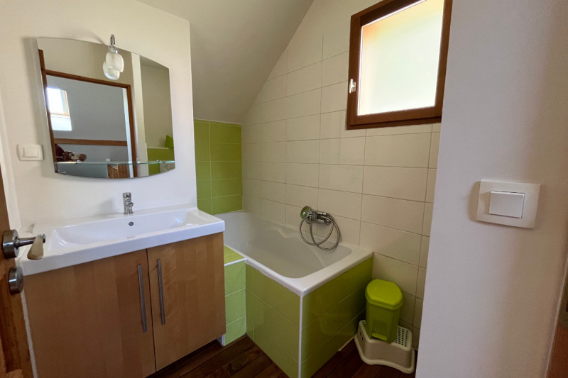 salle de bain 1er étage - © Clévacances salle de bain 1er étage