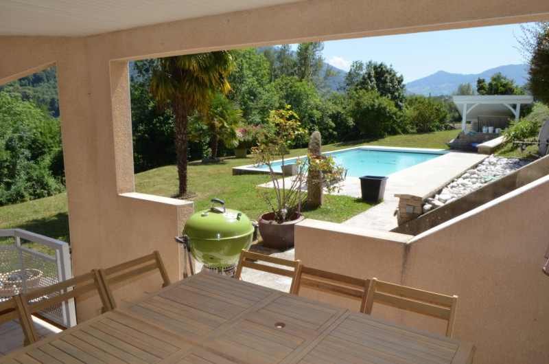 Grande terrasse couverte - © Gîtes de France Grande terrasse couverte