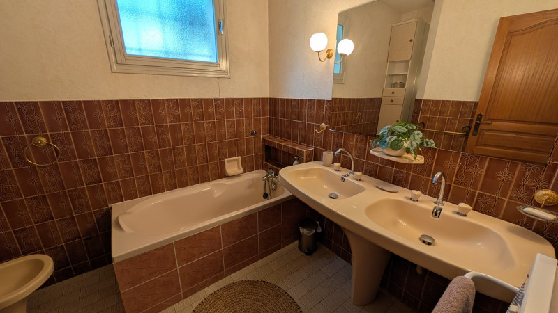 Appartement dans maison n°354 - Salle de bain - Vaulnaveys-le-Bas - © OTBC Appartement dans maison n°354 - Salle de bain - Vaulnaveys-le-Bas