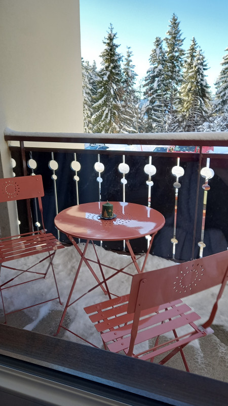 balcon.jpg balcon.jpg