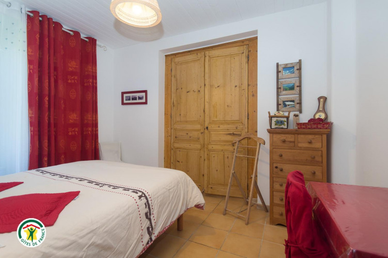 Chambre 1 au rdc - © Gîtes de France Chambre 1 au rdc