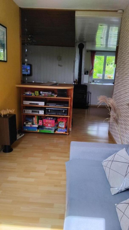 Coin détente avec jeux et chaine Hi-Fi