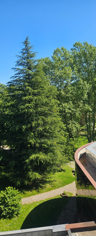 Vue sur le parc des thermes - © DB Vue sur le parc des thermes