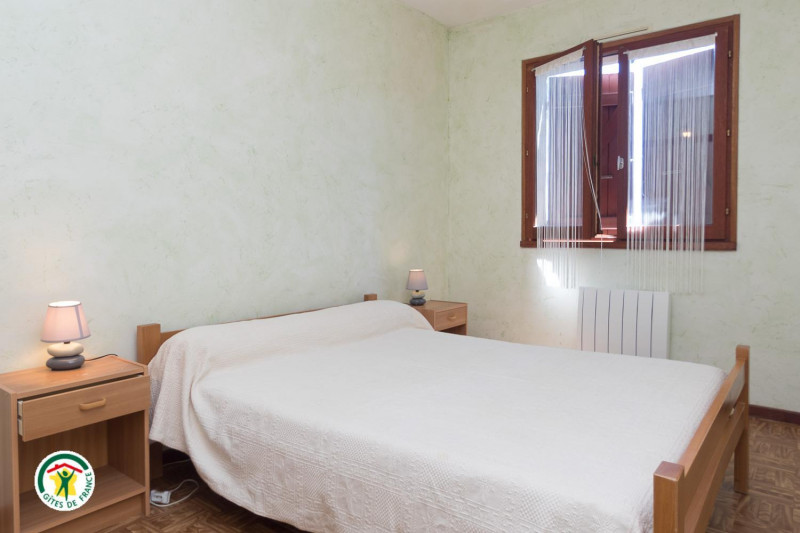 Chambre 1 au rdj - © Gîtes de France Chambre 1 au rdj