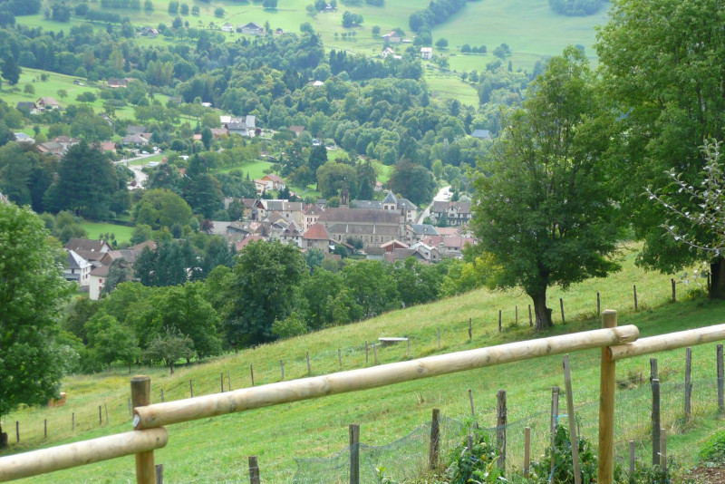 Le village vu du Gîte - © Gîtes de France Le village vu du Gîte
