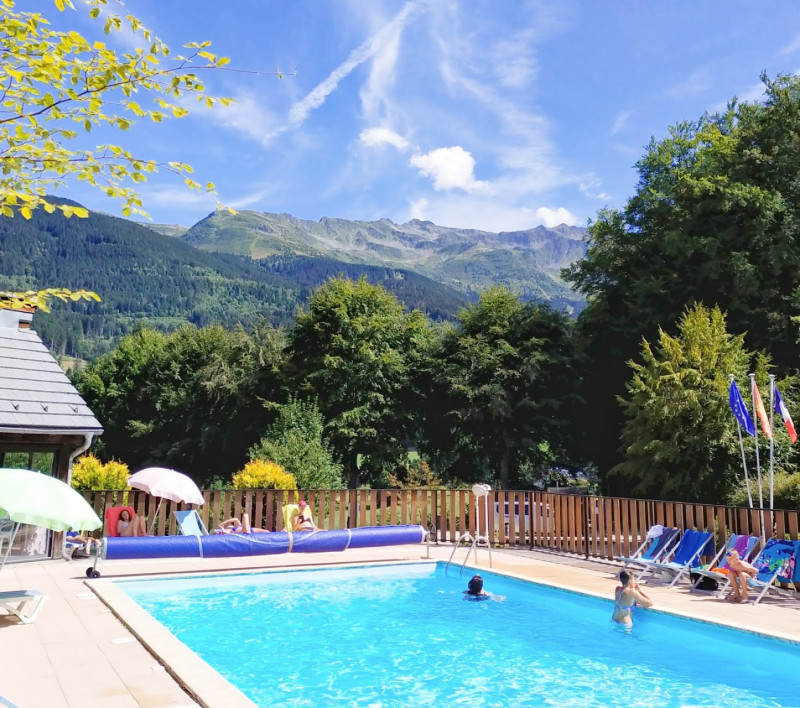 Piscine - © Camping Les 7 Laux Piscine