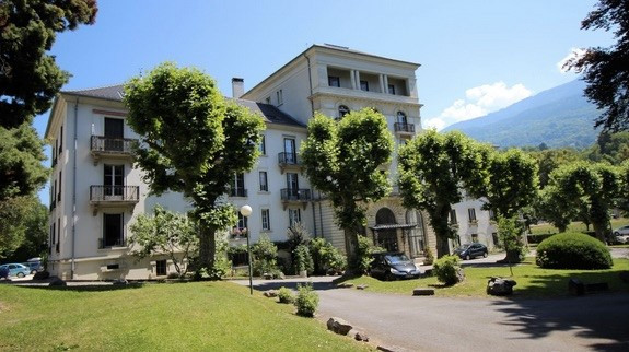 Bâtiment de la résidence - Appartement Verrière l'Europe n°2927 - © Séjour Uriage Location Bâtiment de la résidence - Appartement Verrière l'Europe n°2927