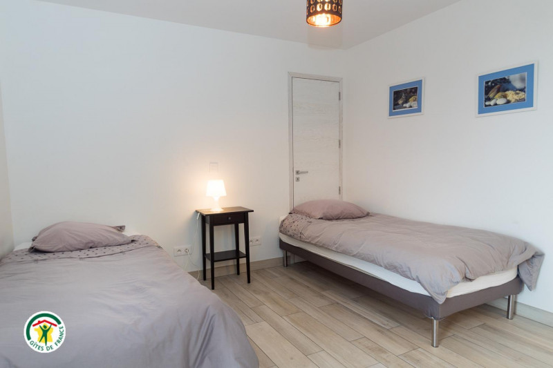 Chambre 2 personnes au 1er - © Gîtes de France Chambre 2 personnes au 1er