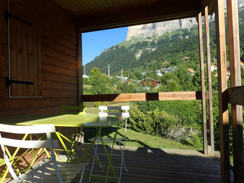 Terrasse du chalet - © Cécile Gomez-Brousse (mairie) Terrasse du chalet